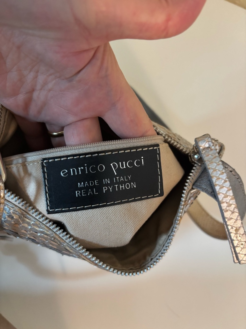 Enrico Pucci RARE Authentic Gold Metallic Real Python Crossbody - Picture 8 of 8
